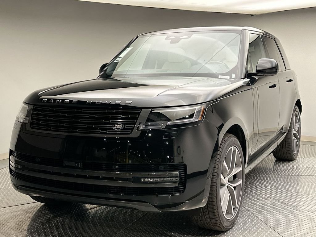 Used 2025 Santorini Black Metallic Land Rover SE image 1