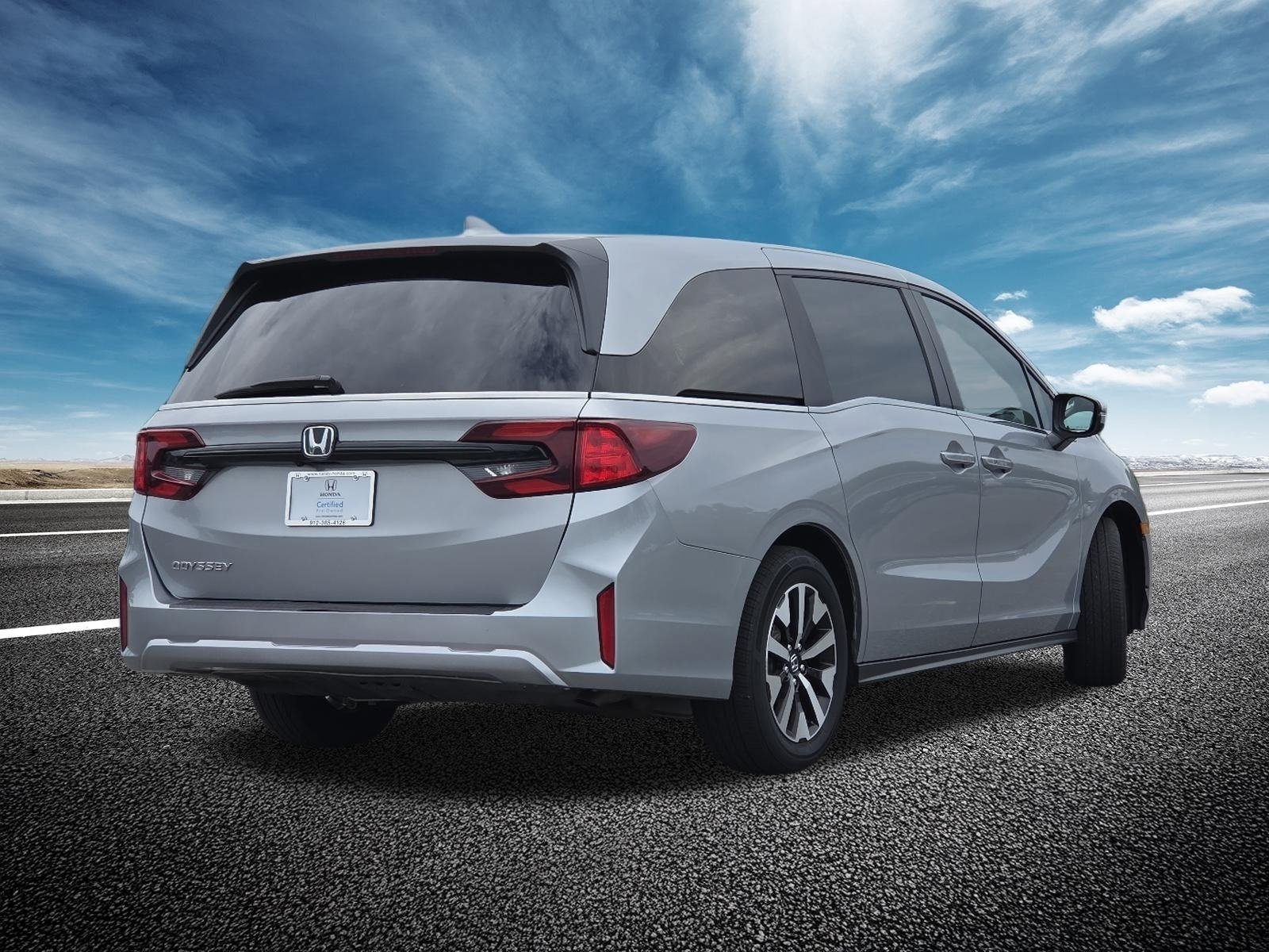Used 2025 Solar Silver Metallic Honda EX-L image 21