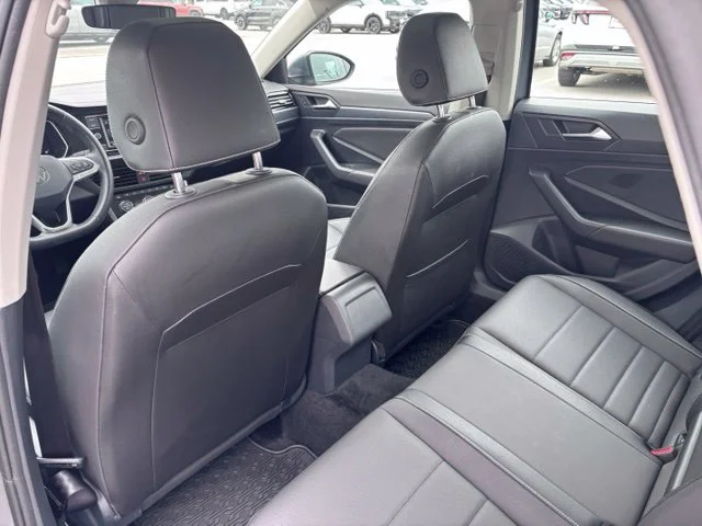 Used 2024 Gray Volkswagen 1.5T SE image 43