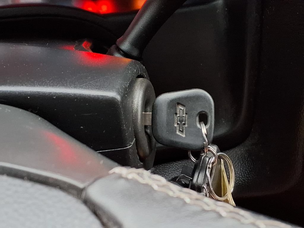Used 2016 Blue Chevrolet LT image 18