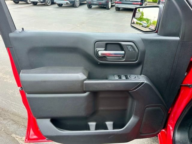 Used 2023 Red Chevrolet Custom image 11