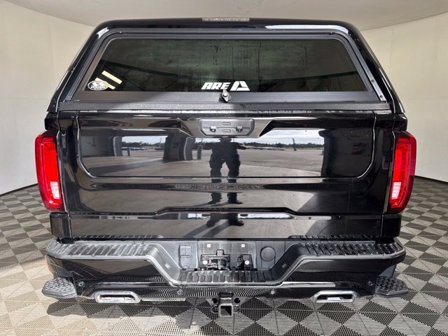 Used 2024 Black GMC Denali image 22