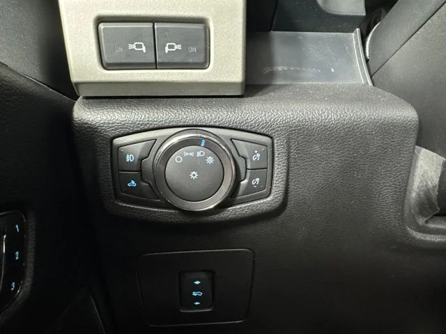 Used 2017 Black Ford Lariat image 19