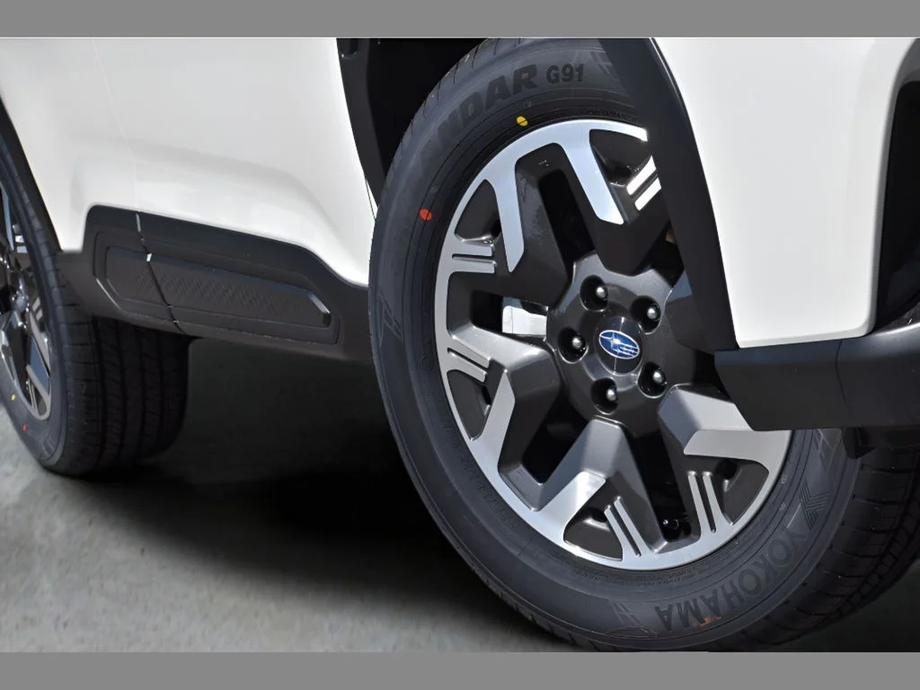 New 2026 CRYSTAL WHITE PEARL Subaru Standard Model image 11
