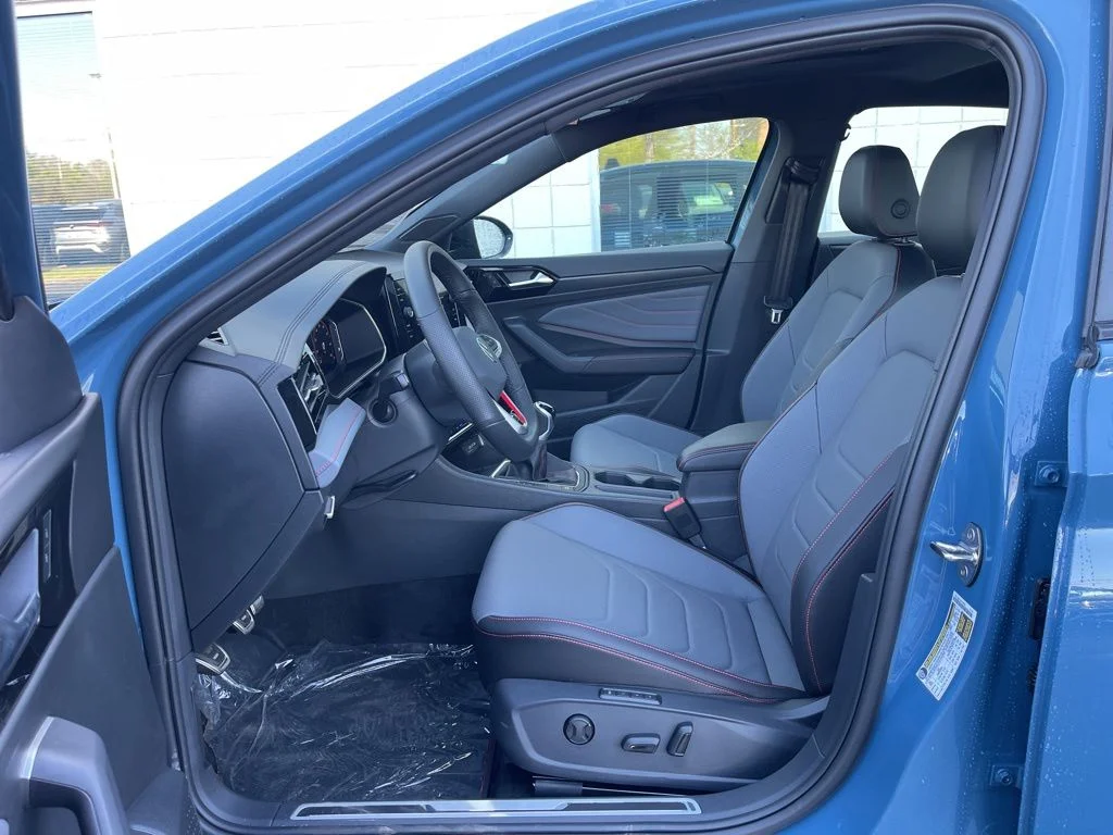 New 2026 Monterey Blue Pearl Volkswagen 2.0T Autobahn image 17