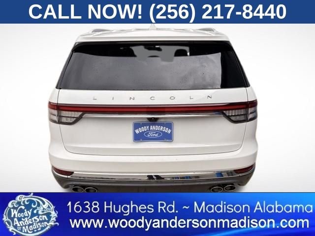 Used 2020 Pristine White Lincoln Reserve image 5
