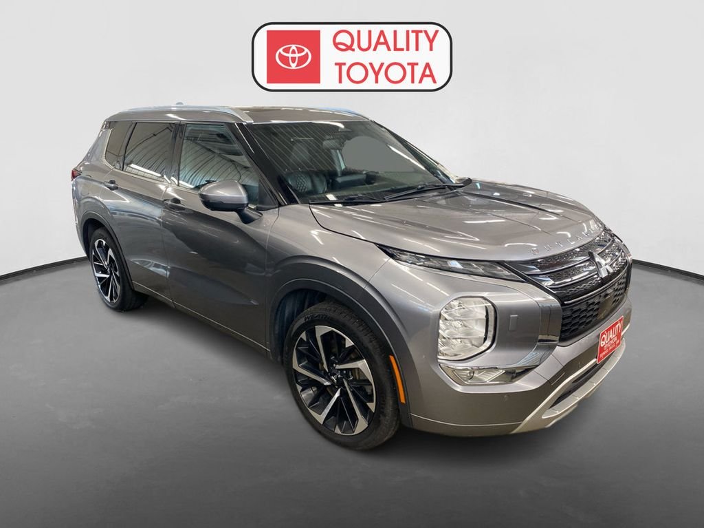 Used 2022 Mitsubishi Outlander SEL with VIN JA4J4VA81NZ007191 for sale in Fergus Falls, Minnesota