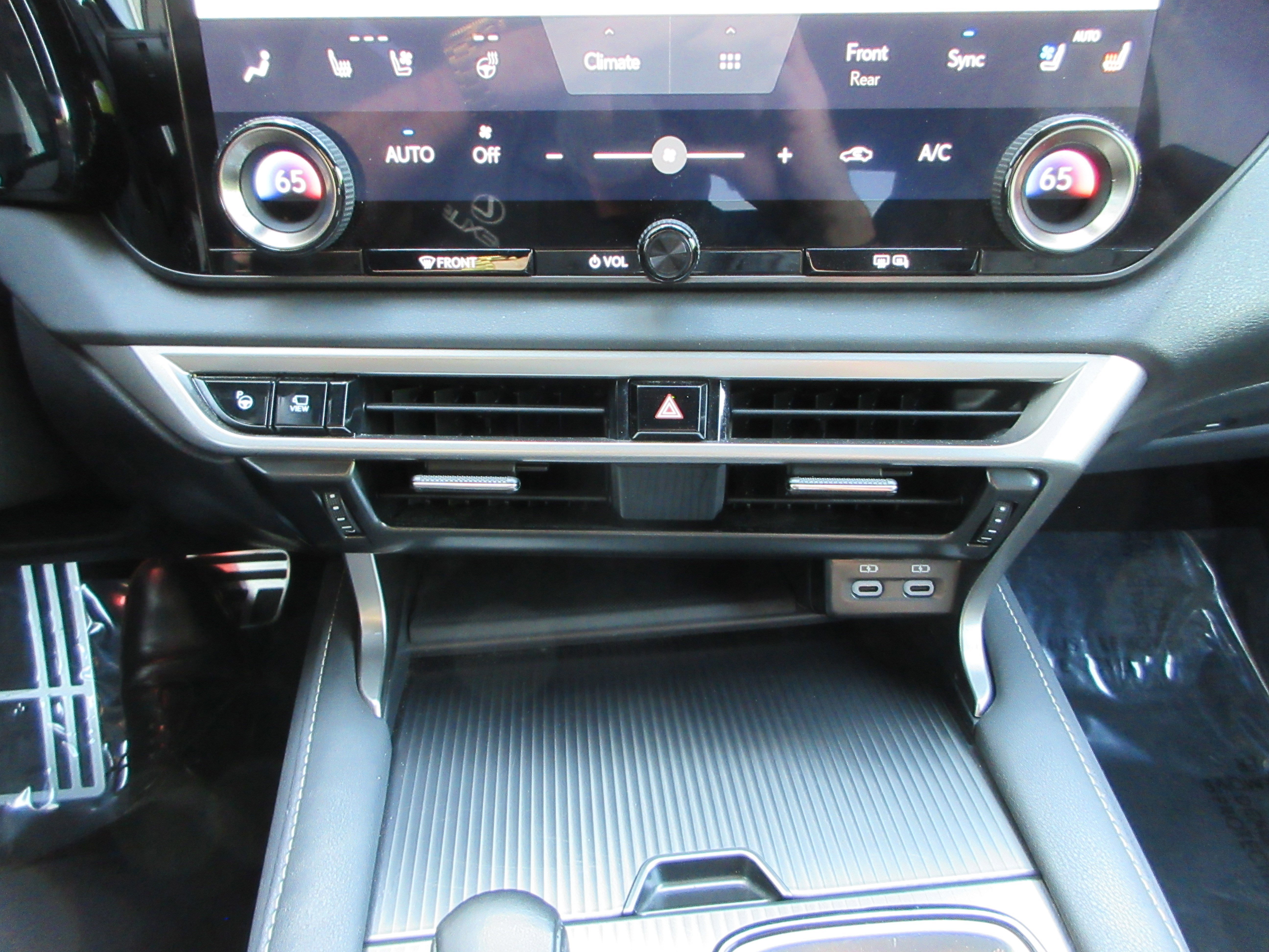 Certified Used 2024 IRIDIUM Lexus 500h F SPORT Performance image 46