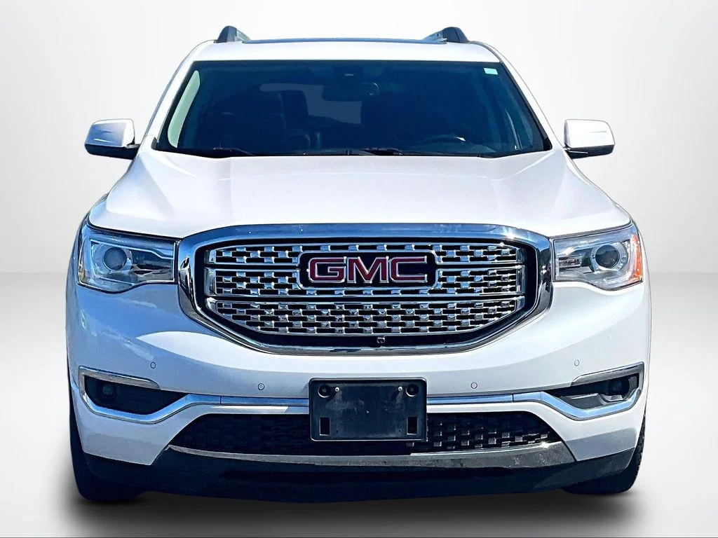 Used 2019 White GMC Denali image 3