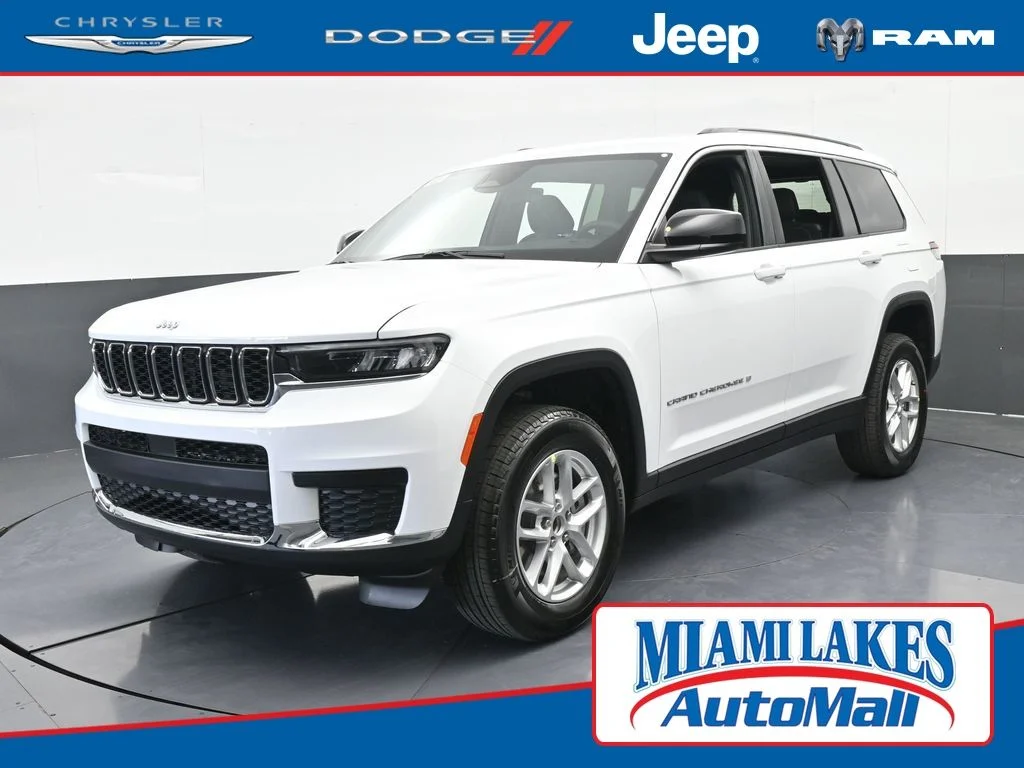New 2026 Bright White Clear-Coat Exterior Paint Jeep Laredo image 1