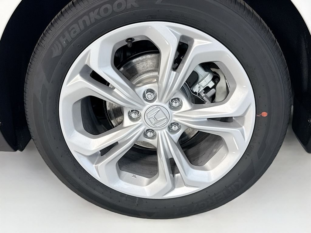 New 2026 Platinum White Pearl Honda LX image 31