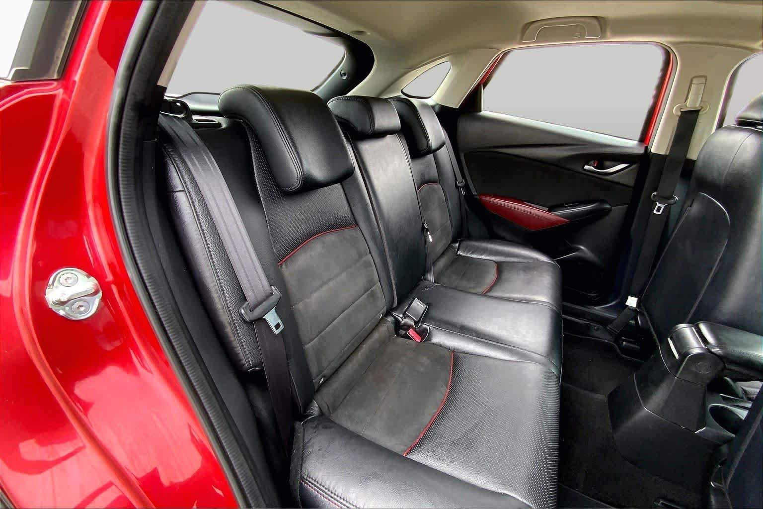 Used 2016 Soul Red Metallic Mazda Grand Touring image 19