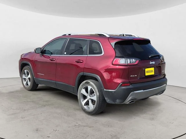 Used 2021 Velvet Jeep Limited image 7