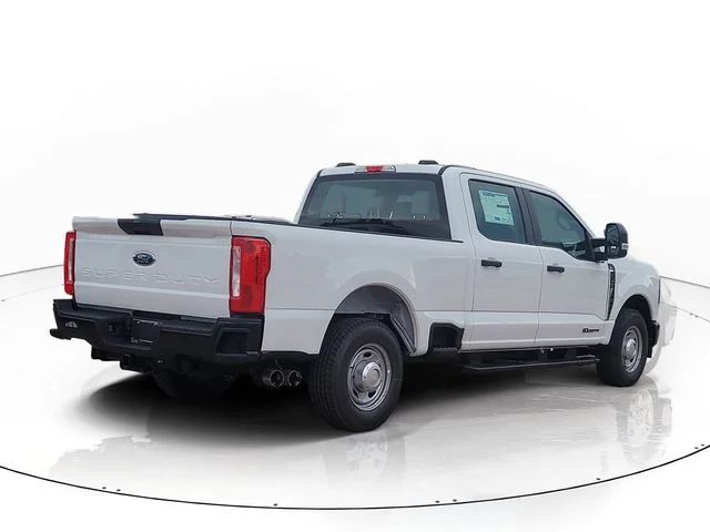 New 2026 Oxford White Ford XL image 5