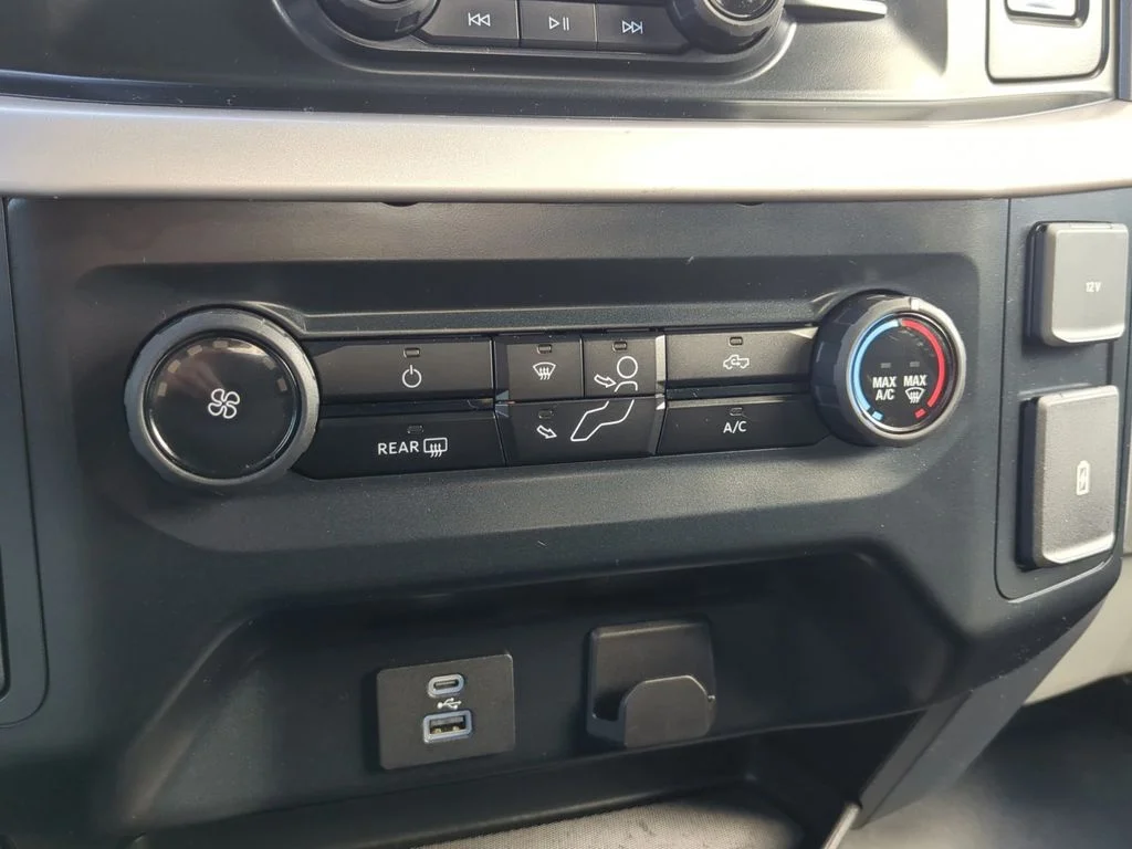 Used 2023 Black Ford  image 25