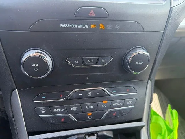 Used 2020 Red Ford SEL image 16