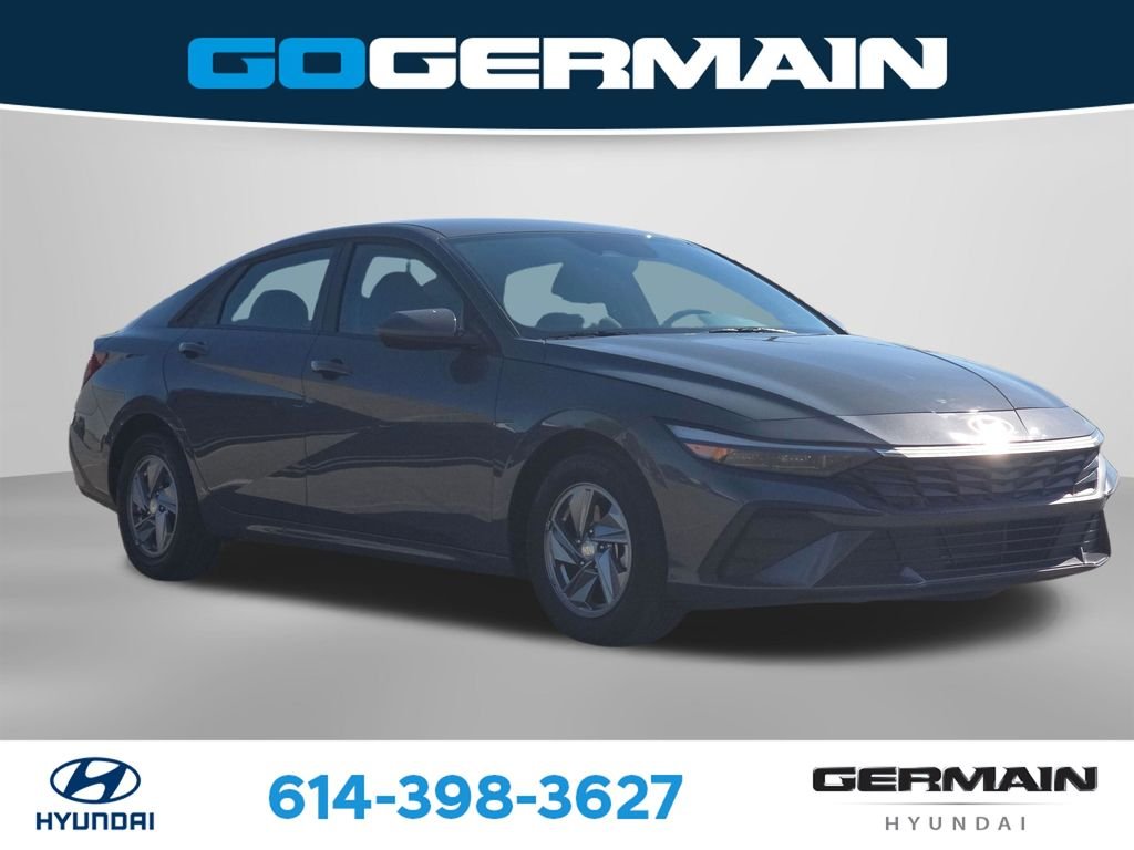 Used 2026 Gray Hyundai SE image 4