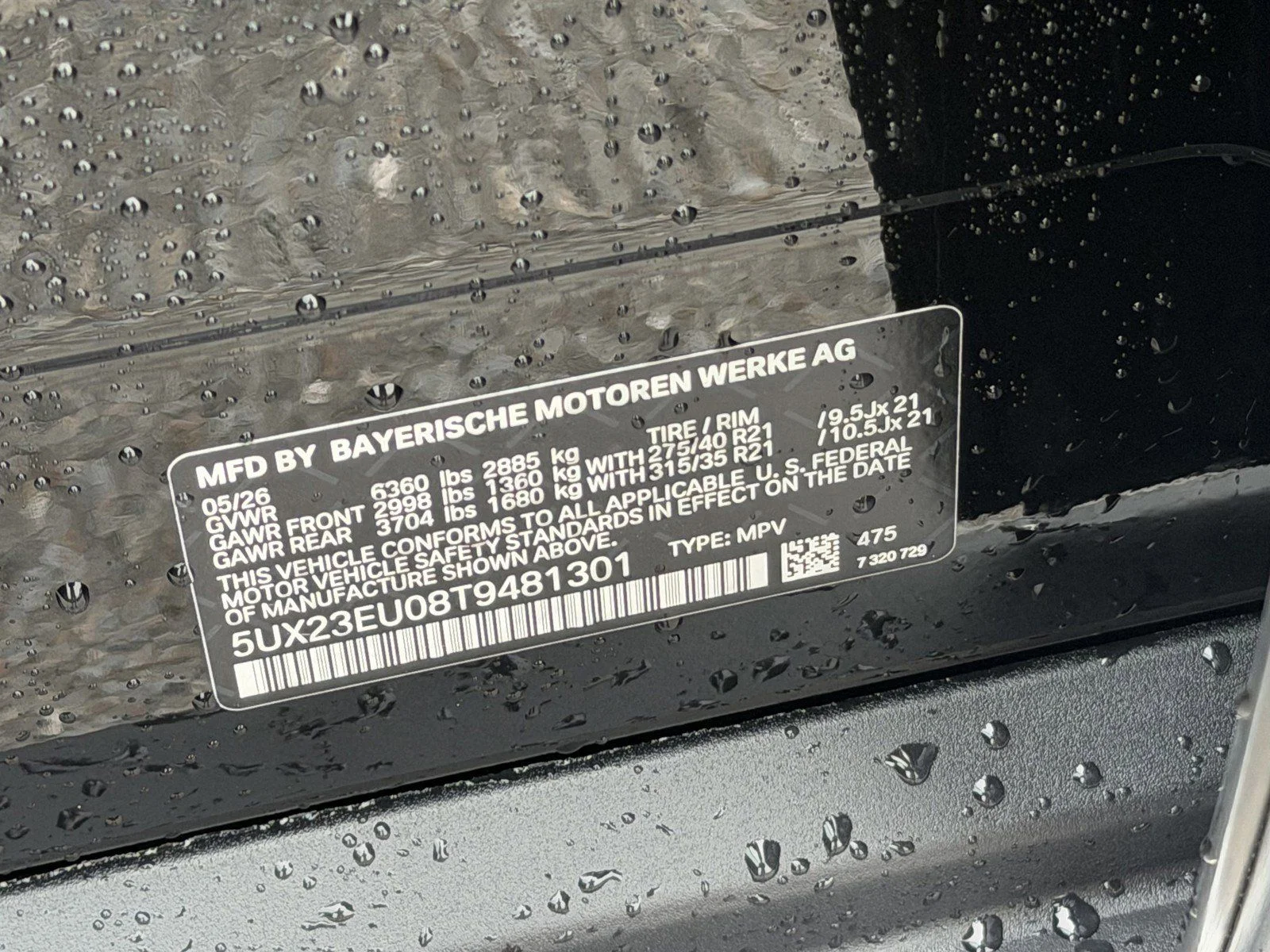 New 2026 Black Sapphire Metallic BMW xDrive40i image 40