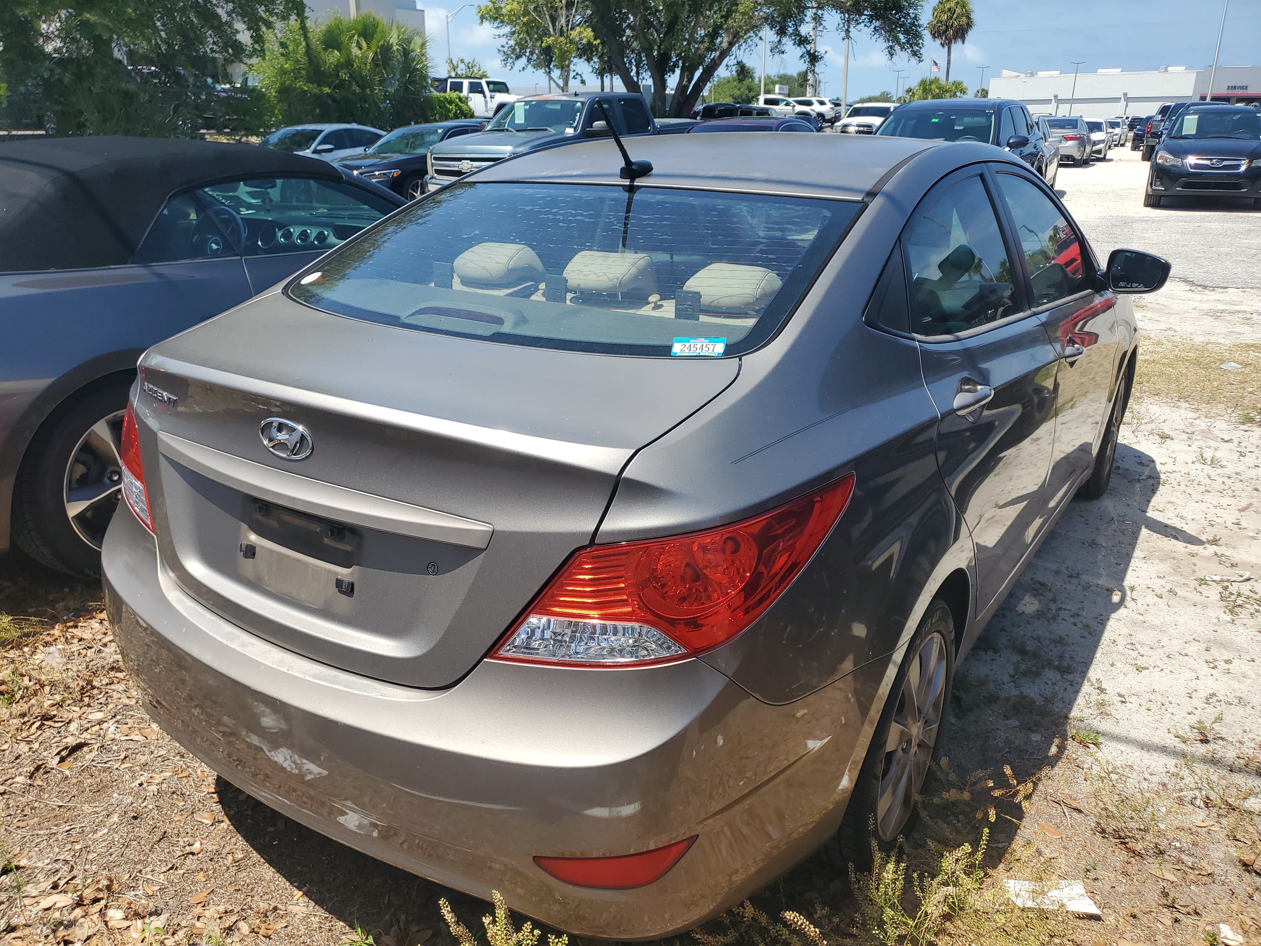 Used 2012 Mocha Bronze Hyundai GLS image 9