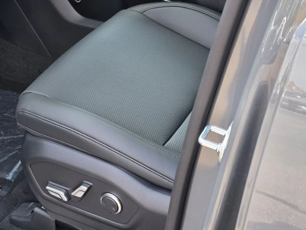 New 2026 Gray Hyundai SEL image 21