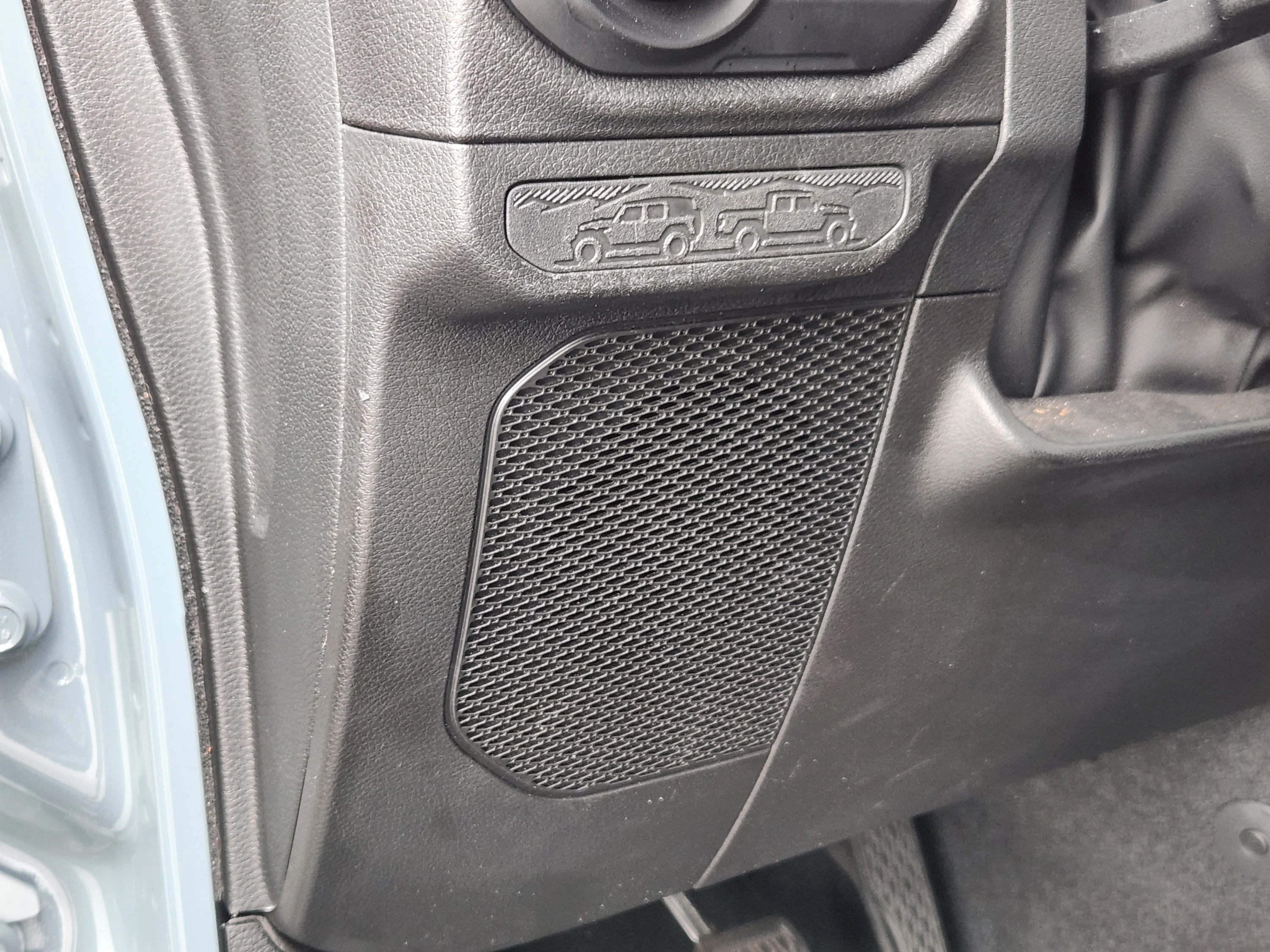 Used 2024 Anvil Clear Coat Jeep Sport image 24