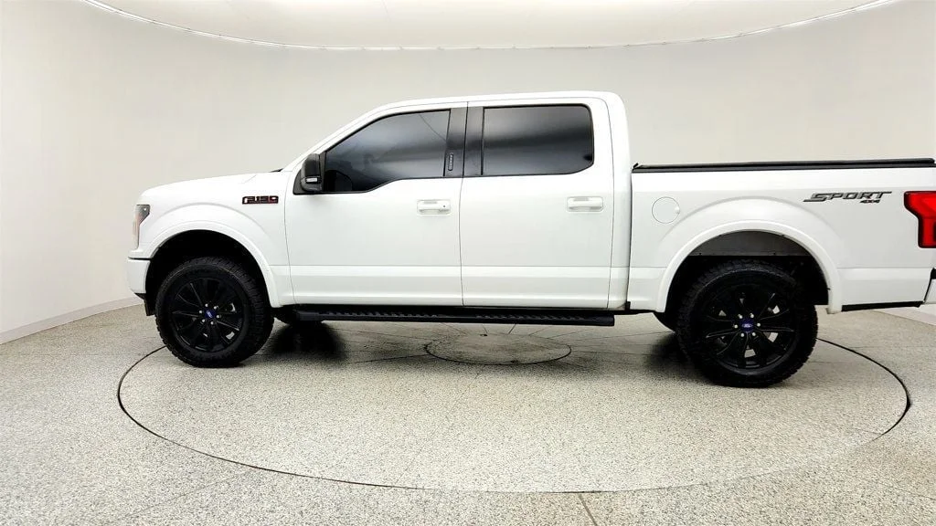Used 2019 Oxford White Ford XLT 4WD SuperCrew 5.5