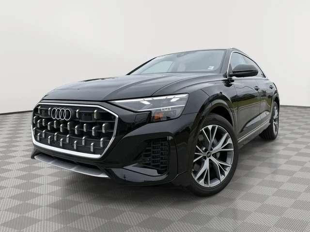 2025 Audi Q8 Premium Plus