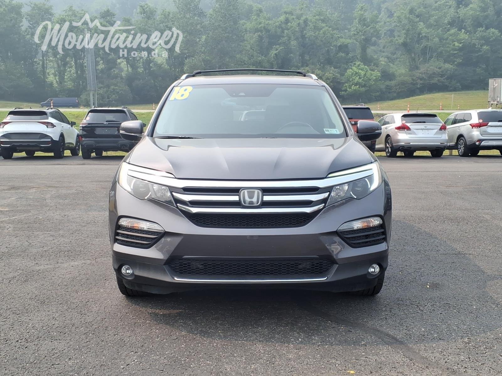 Used 2018 Modern Steel Metallic Honda Elite image 3