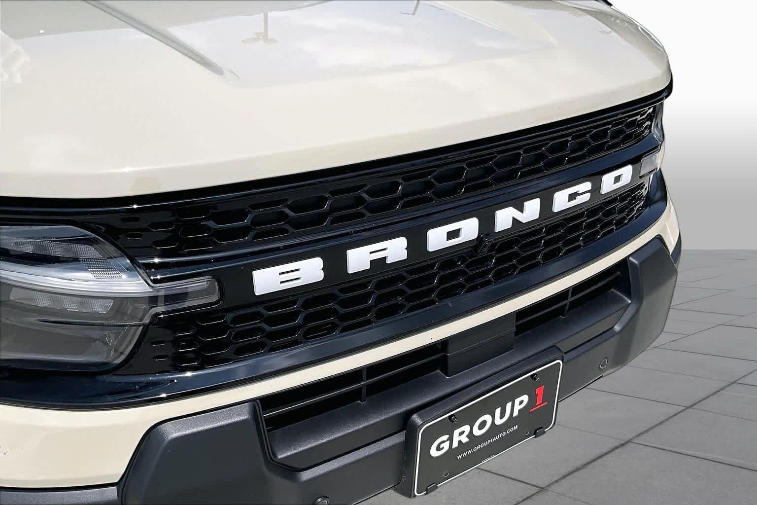Used 2025 Desert Sand Ford Outer Banks image 29