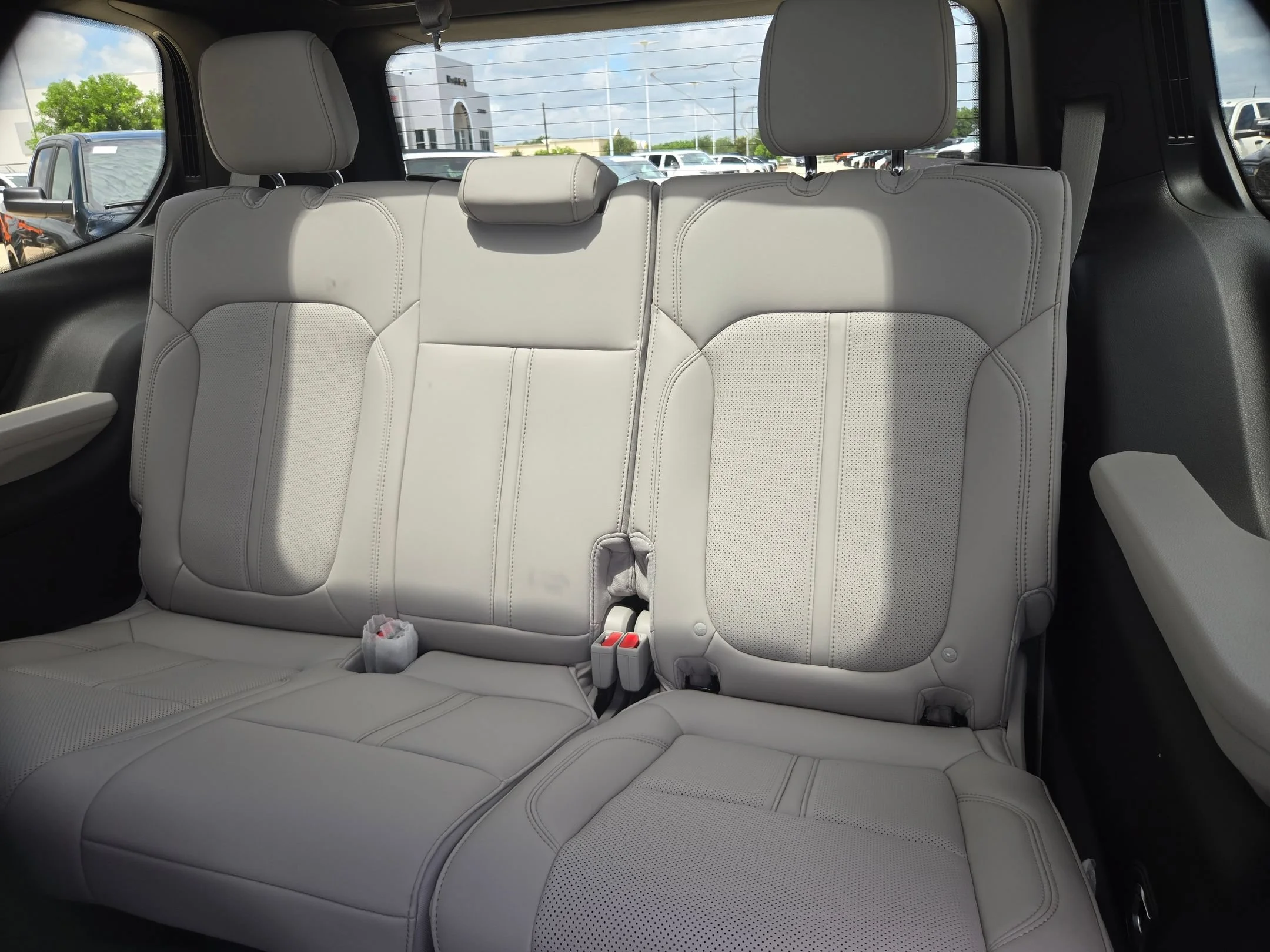 New 2026 High Gloss Black Exterior Paint Jeep  image 15