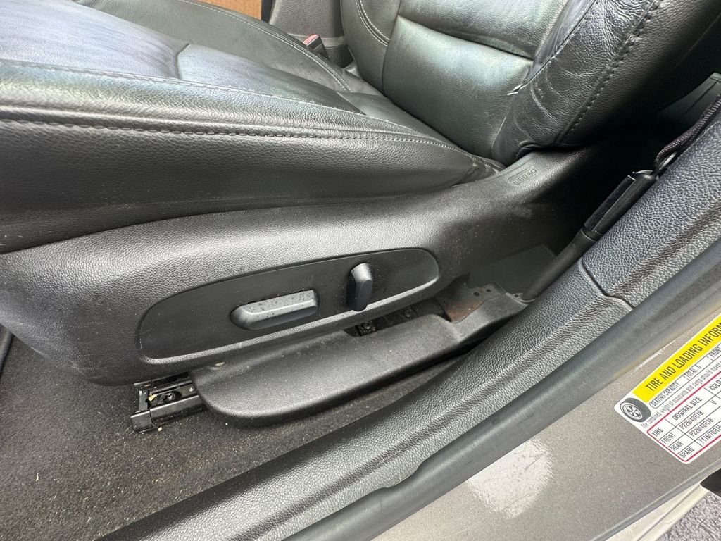 Used 2017 Gray Chevrolet Premier image 26