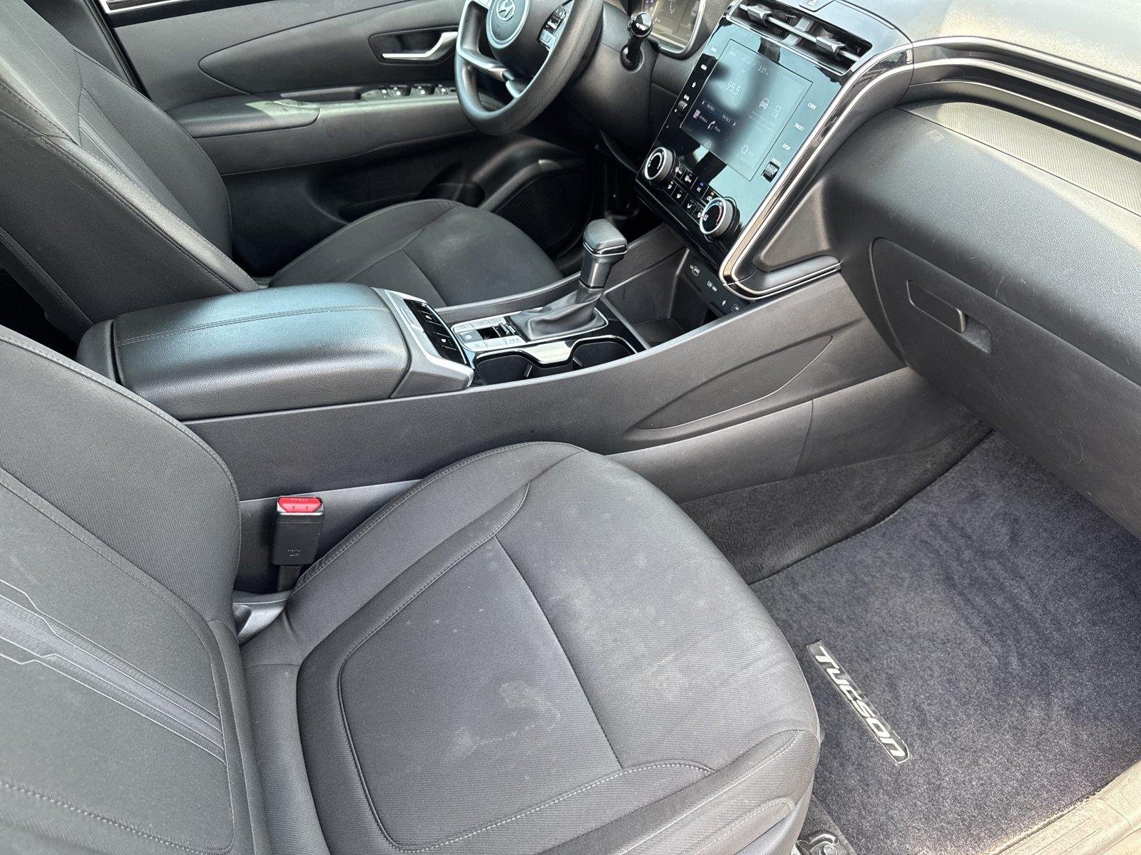 Used 2023 Amazon Gray Hyundai SEL image 35