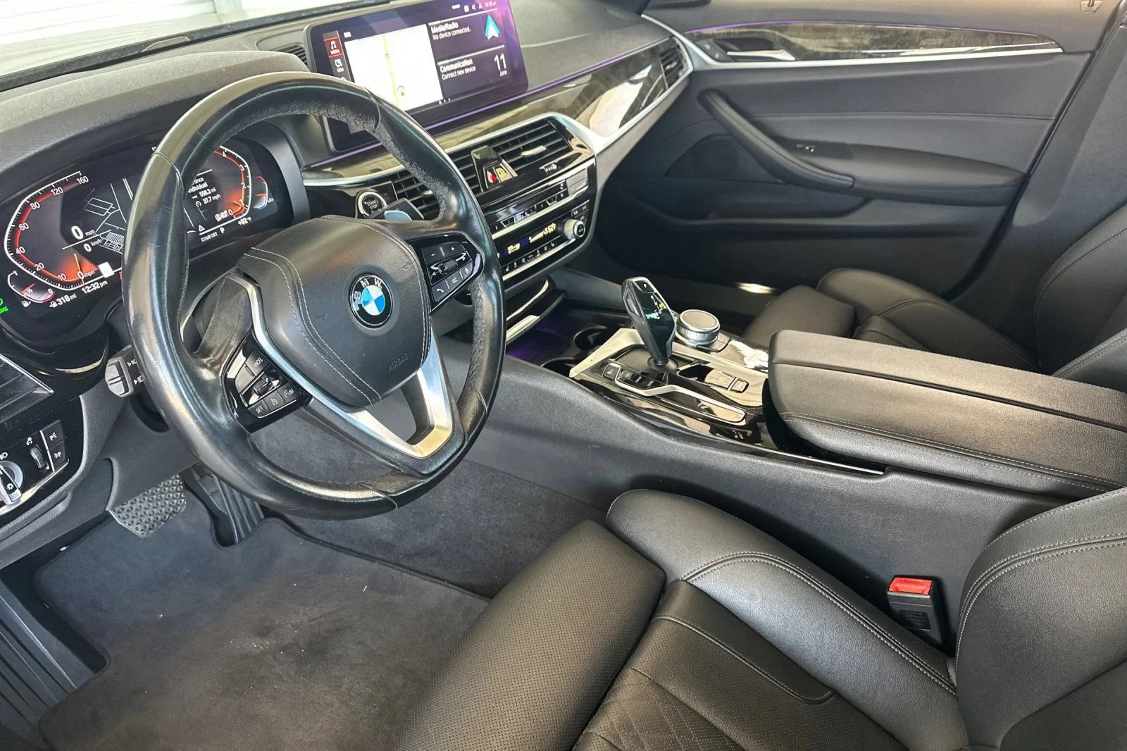 Used 2021 Black BMW 530i image 10