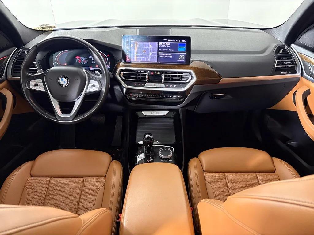 Used 2022 Black BMW sDrive30i image 33