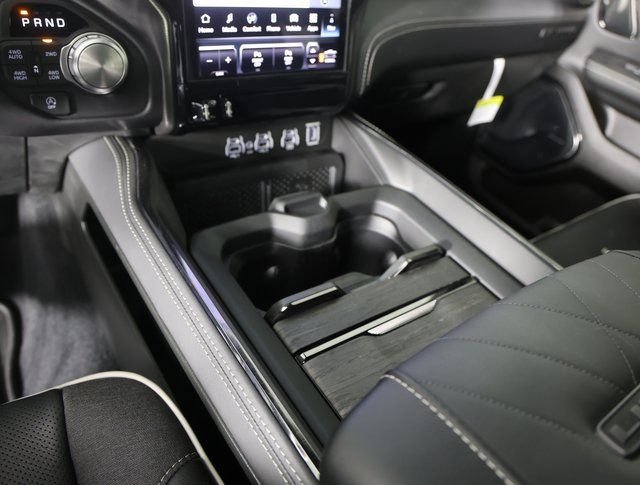 2026 RAM 1500 Limited - Photo 21