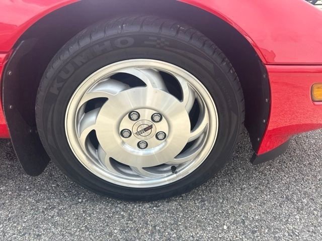 Used 1994 Red Chevrolet Base image 2
