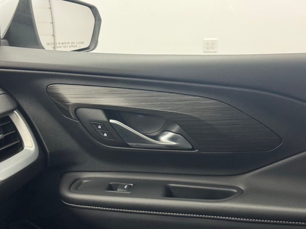 2024 GMC Terrain SLE - Photo 38