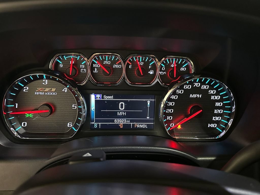 Used 2019 SILVER ICE METALLIC Chevrolet LT image 31