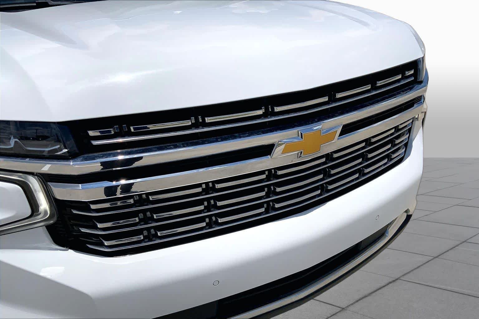 Used 2024 Summit White Chevrolet Premier image 29
