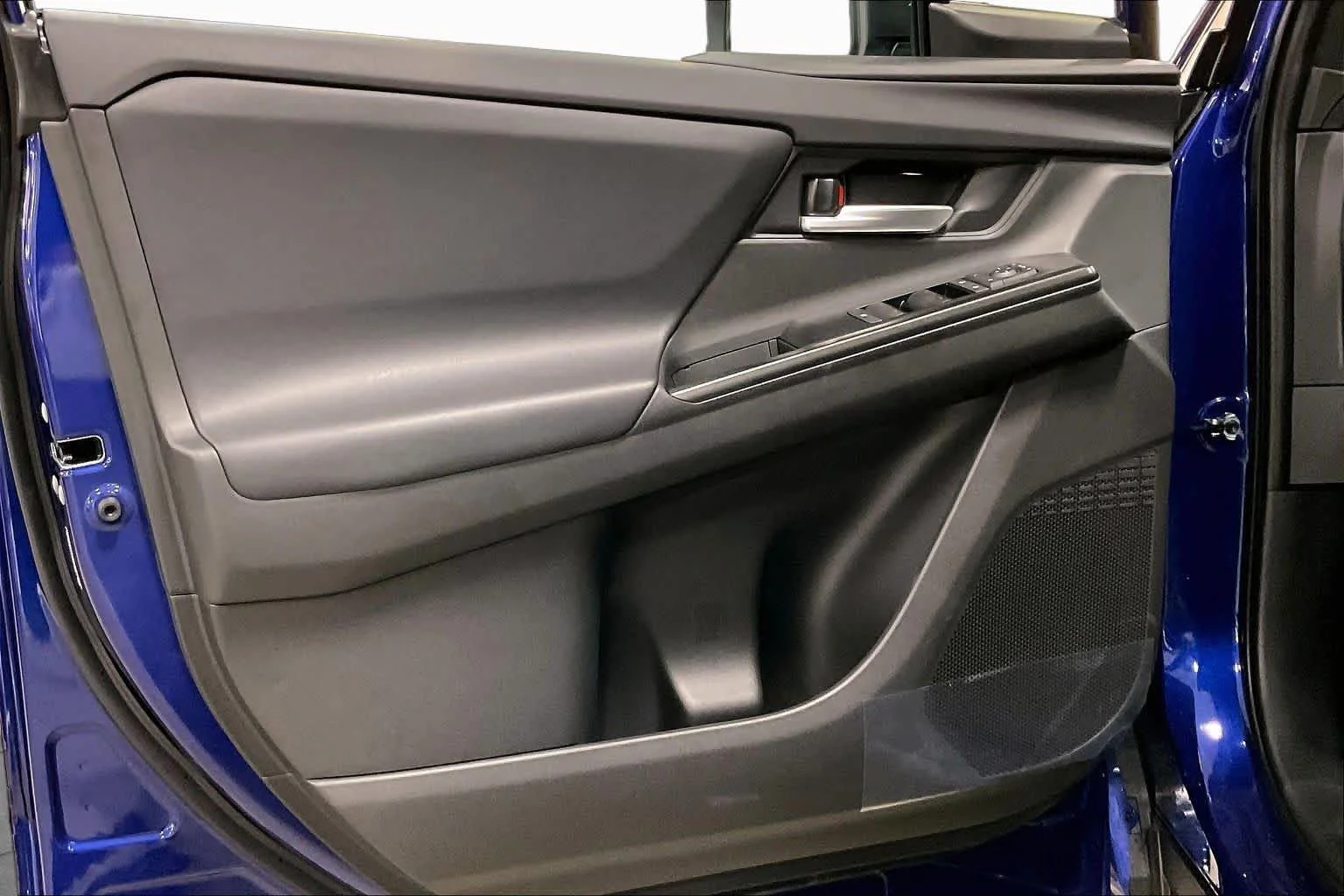 New 2026 Sapphire Blue Pearl Subaru Premium image 10