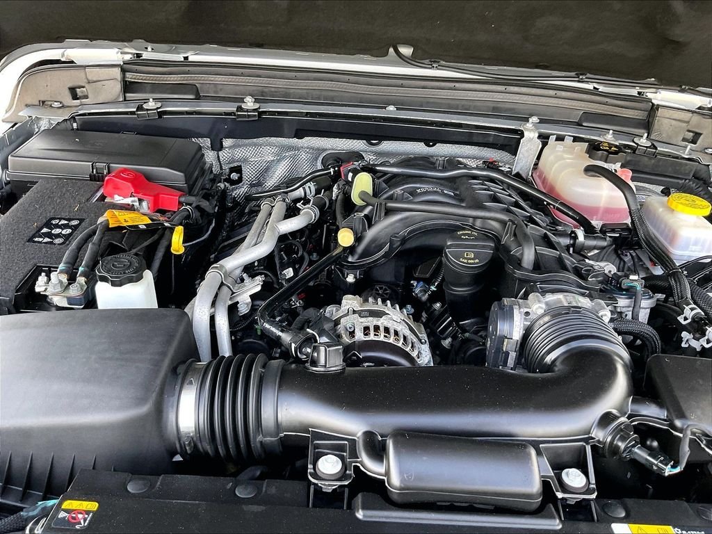Used 2024 Silver Jeep Rubicon image 33