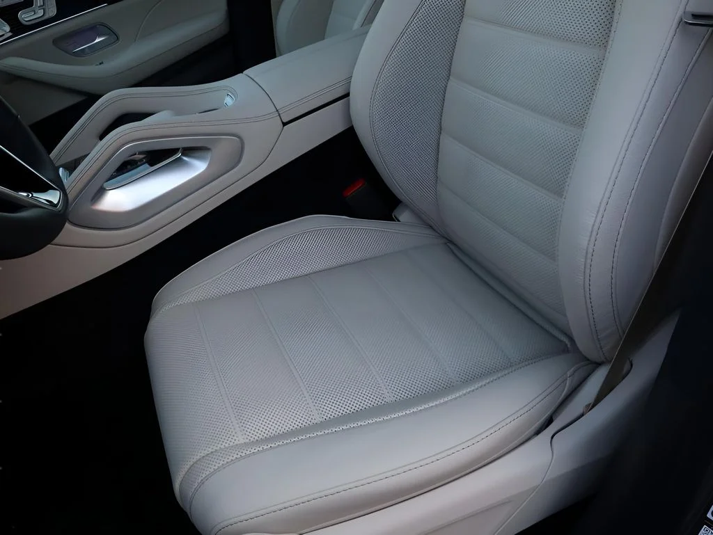New 2026 Selenite Grey Metallic Mercedes-Benz GLE 580 image 32