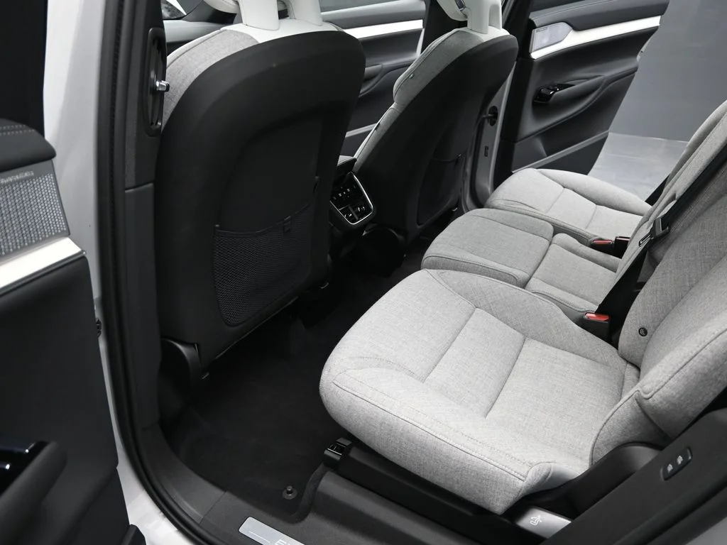 2025 Volvo EX90 Ultra - Photo 12