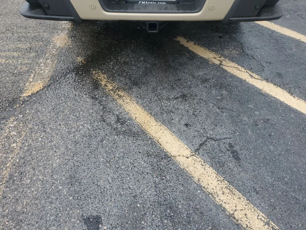 Used 2022 Beige GMC AT4 w/Leather image 4