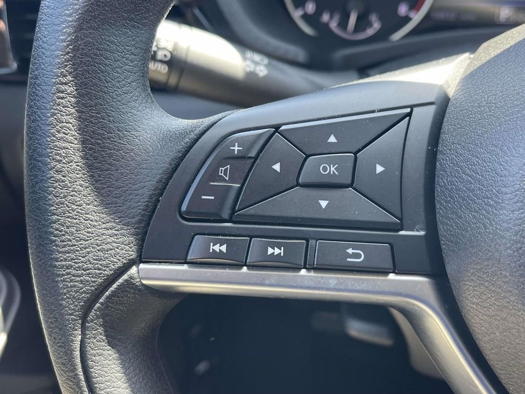 Used 2025 White Nissan SV image 20