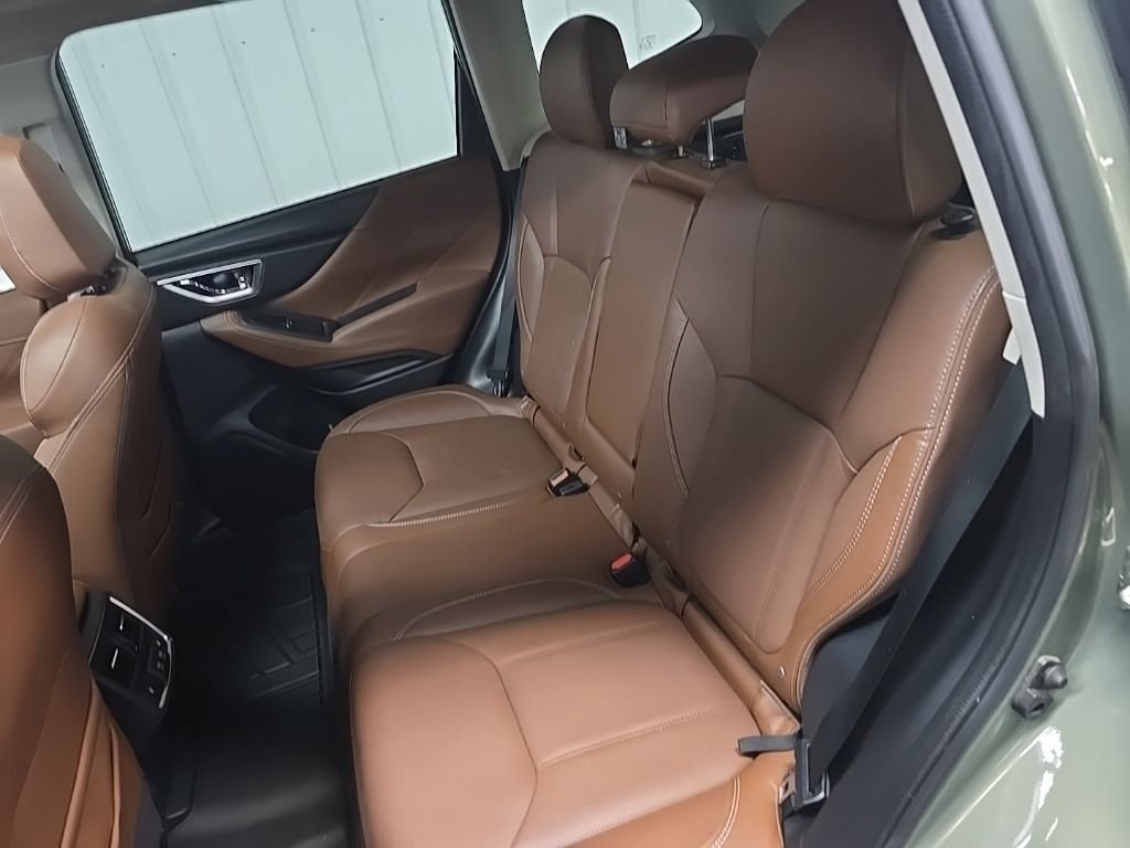 Used 2019 Jasper Green Metallic Subaru Touring image 33