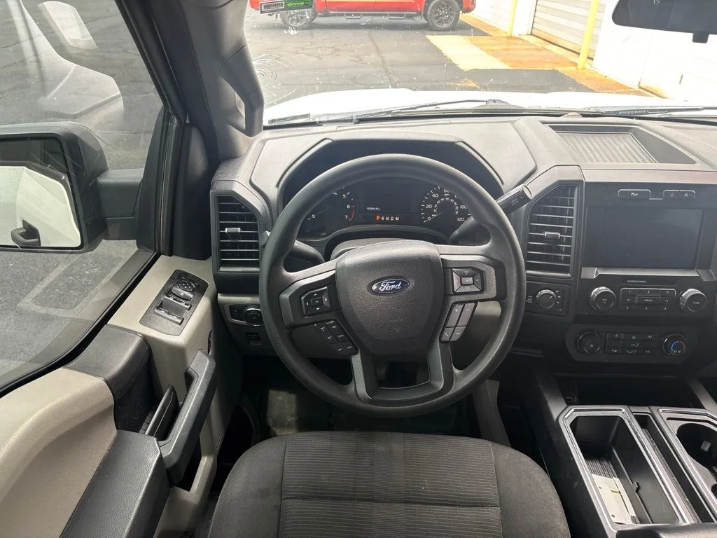 Used 2019 White Ford XL image 2