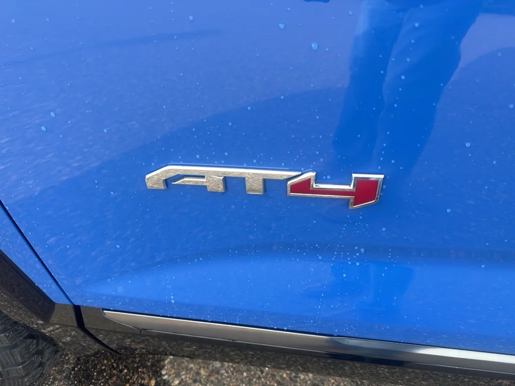 New 2026 Rapids Metallic GMC AT4 image 9