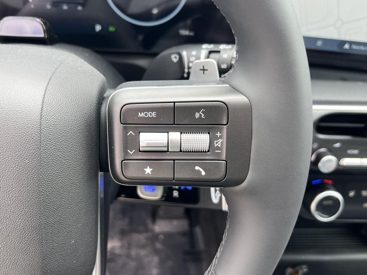 New 2026 Classy Blue Pearl Hyundai SEL 8P image 33