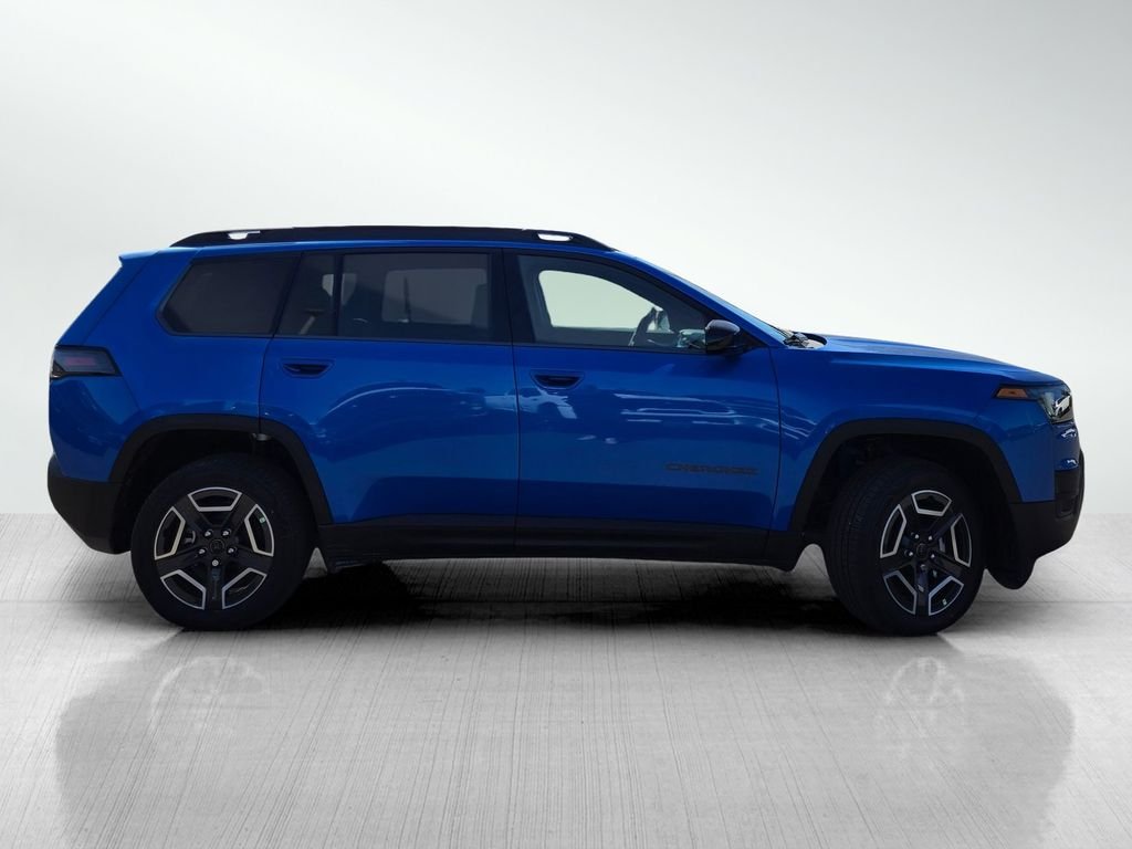 New 2026 Hydro Blue Pearl-Coat Exterior Paint Jeep Laredo image 3